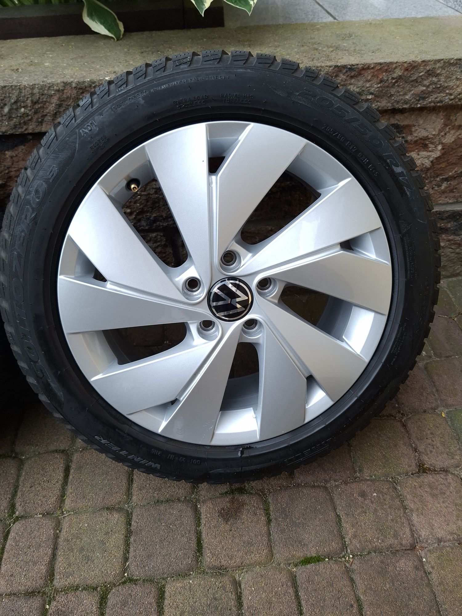 Alufelgi 17" VW Golf VIII VII VI V Touran Caddy 5x112 Oryginał