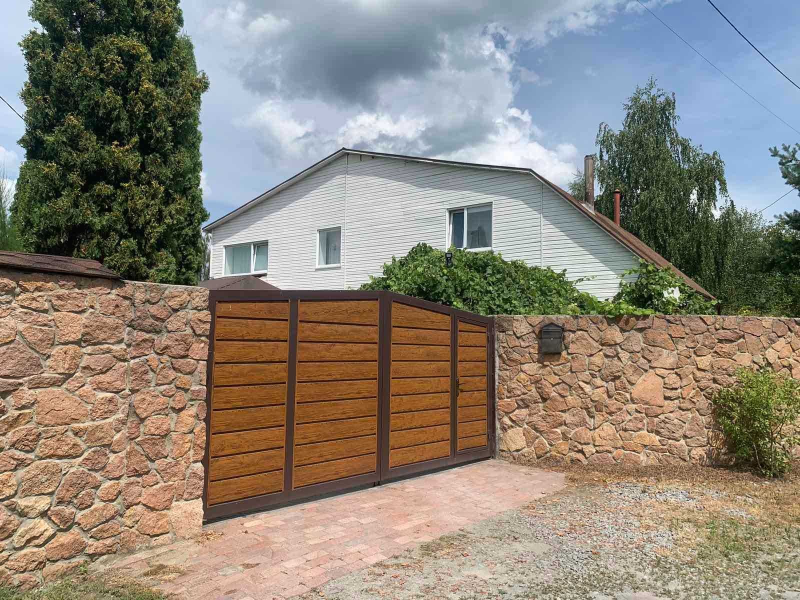 Продам будинок Звягель
