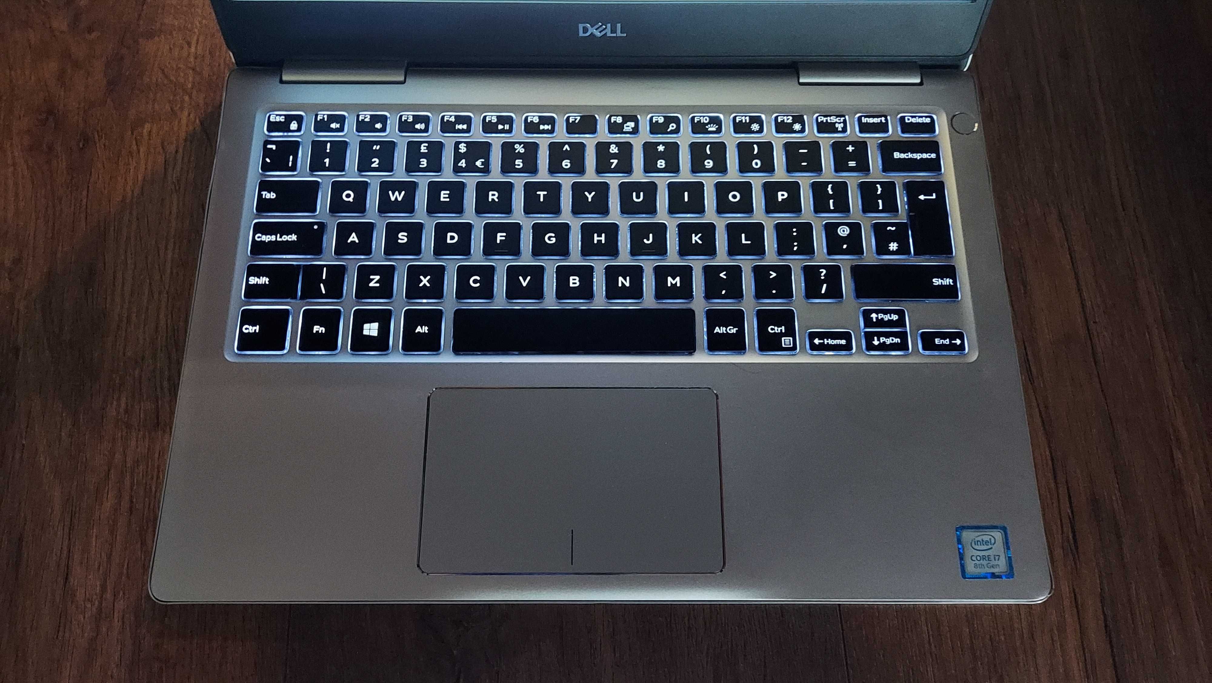 Elegancki ultrabook DELL 13,3" IPS - i7 16GB SSD512GB Win11Pro Office