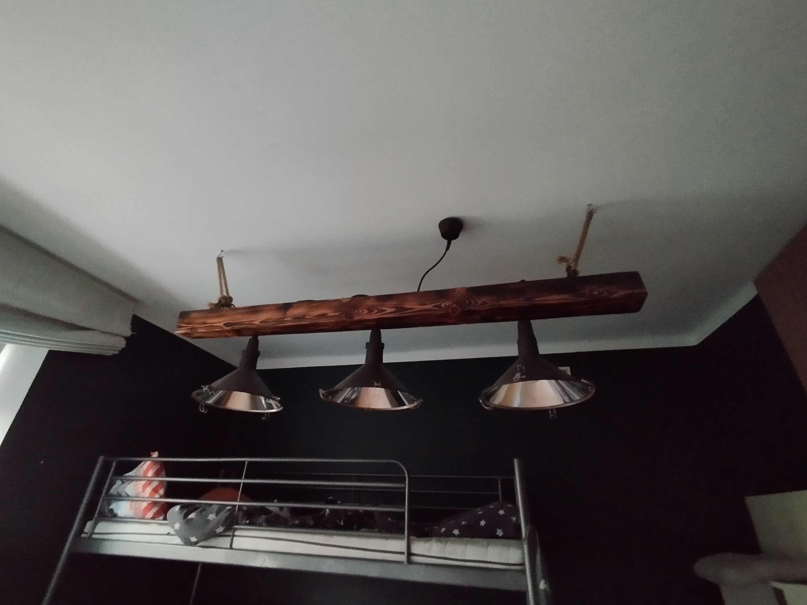 Lampa rustykalna belka