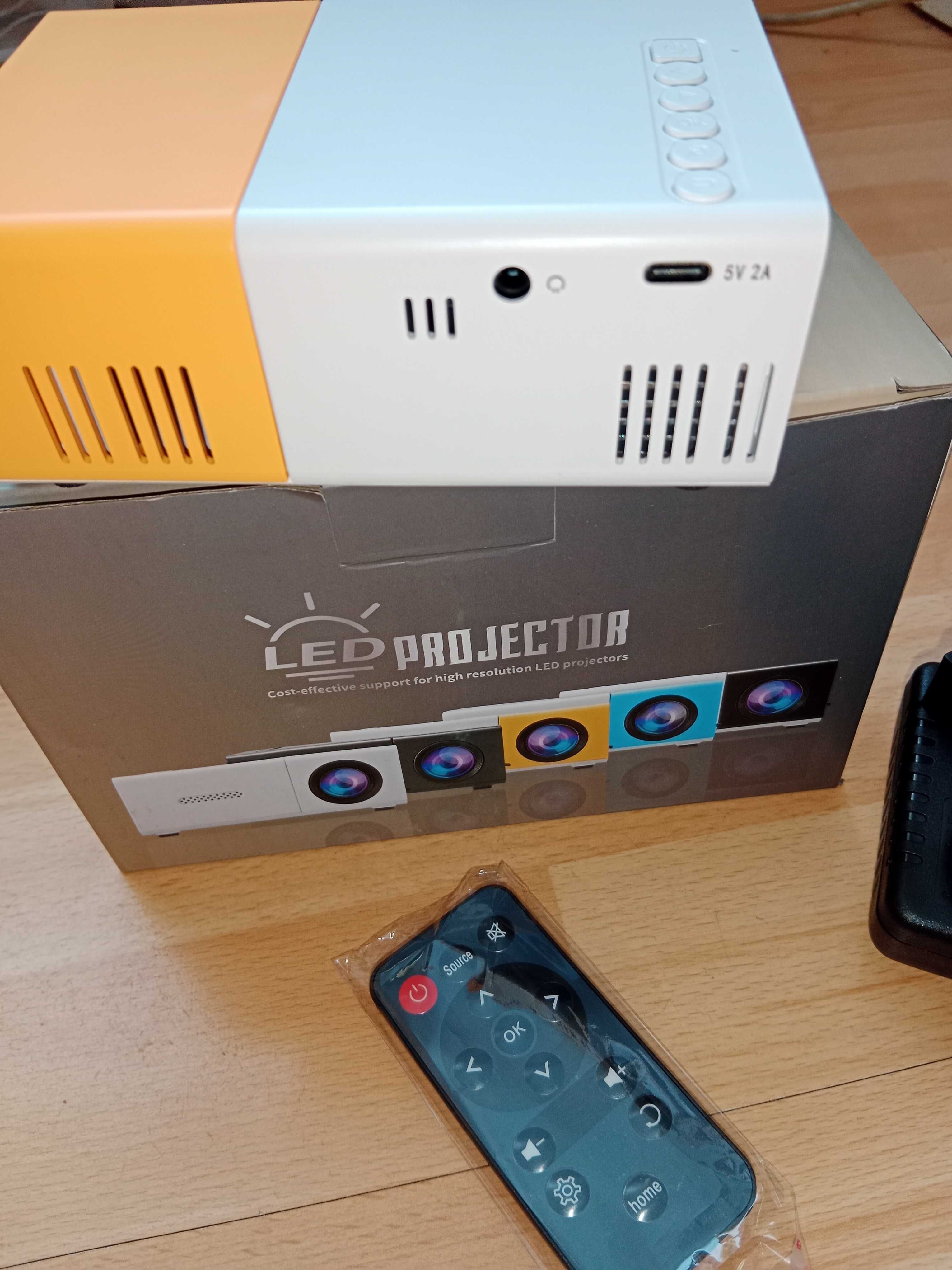 Mini projektor Led YG300
