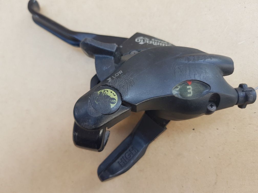 Shimano klamkomanetka lewa 3 biegi