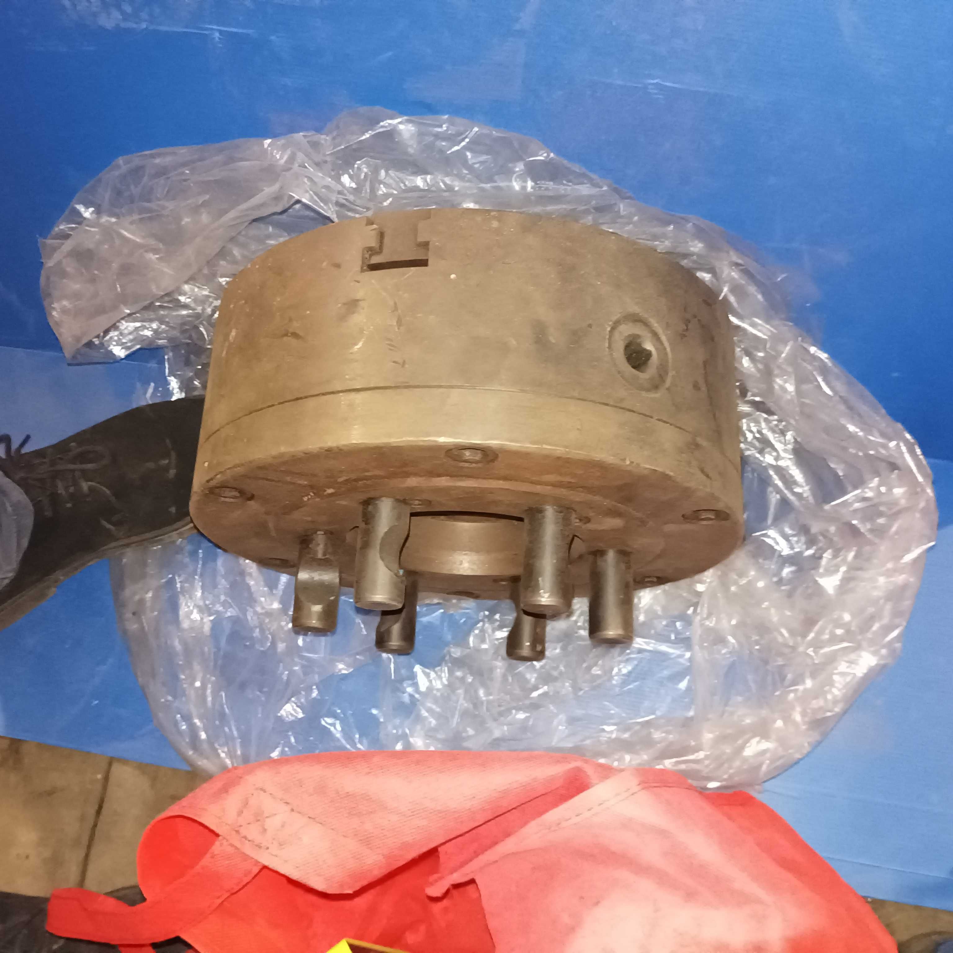 Uchwyt tokarski 315mm