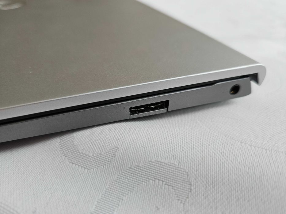 Ultrabook Dell Inspiron 5310 - 13,3", 2560x1600, i7-11390H/16GB/512/