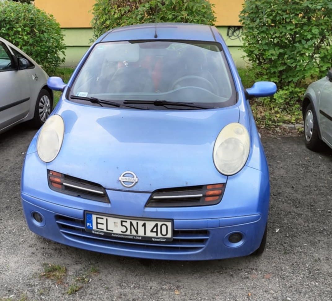 Nissan Micra K12 uszkodzony