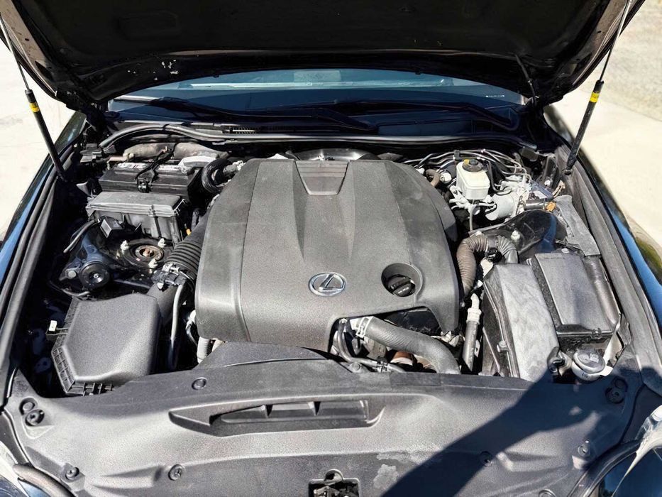 Lexus IS 250 Crafted Line      2015