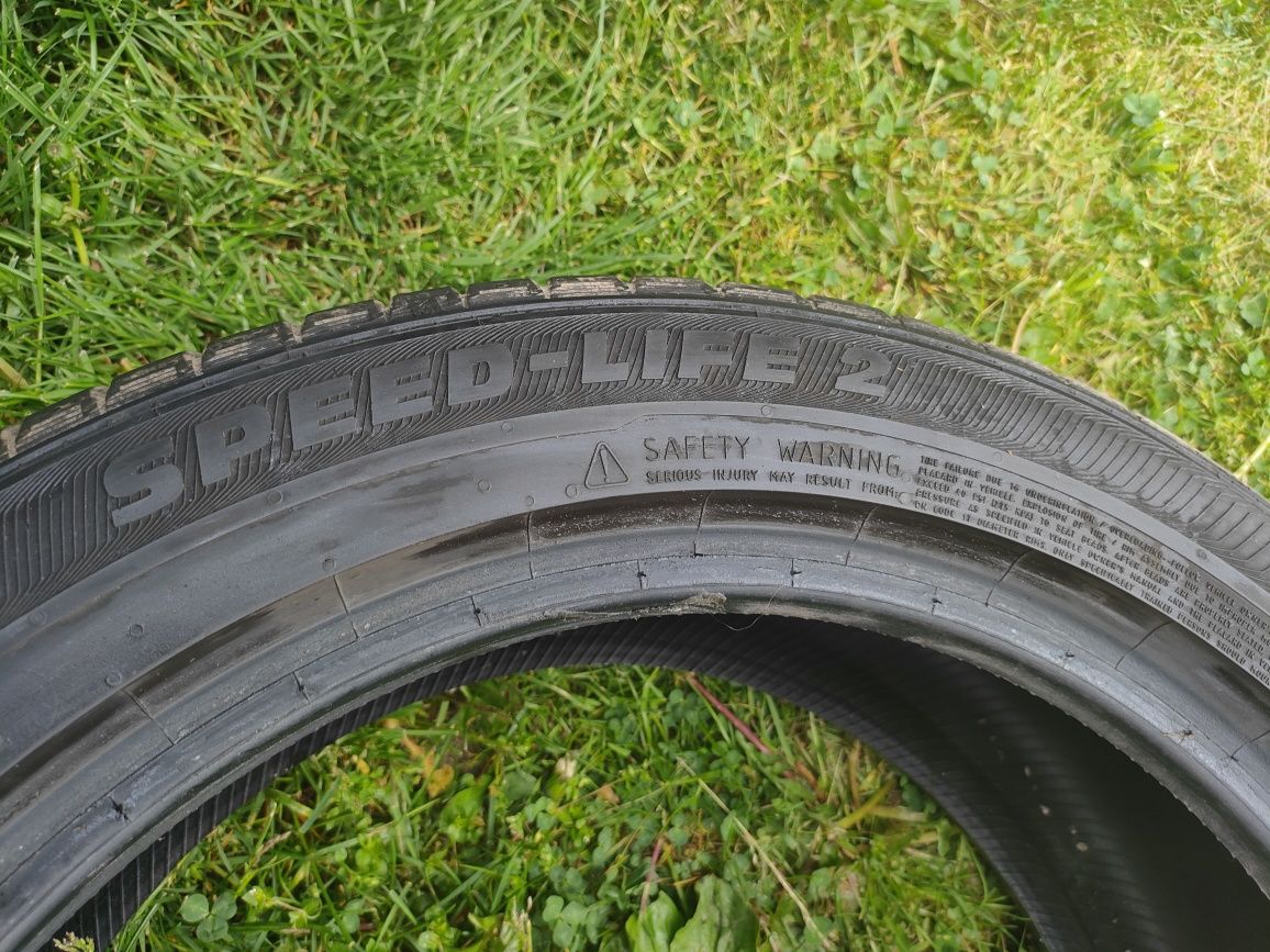 Opony letnie 215/50 R17 4 szt komplet