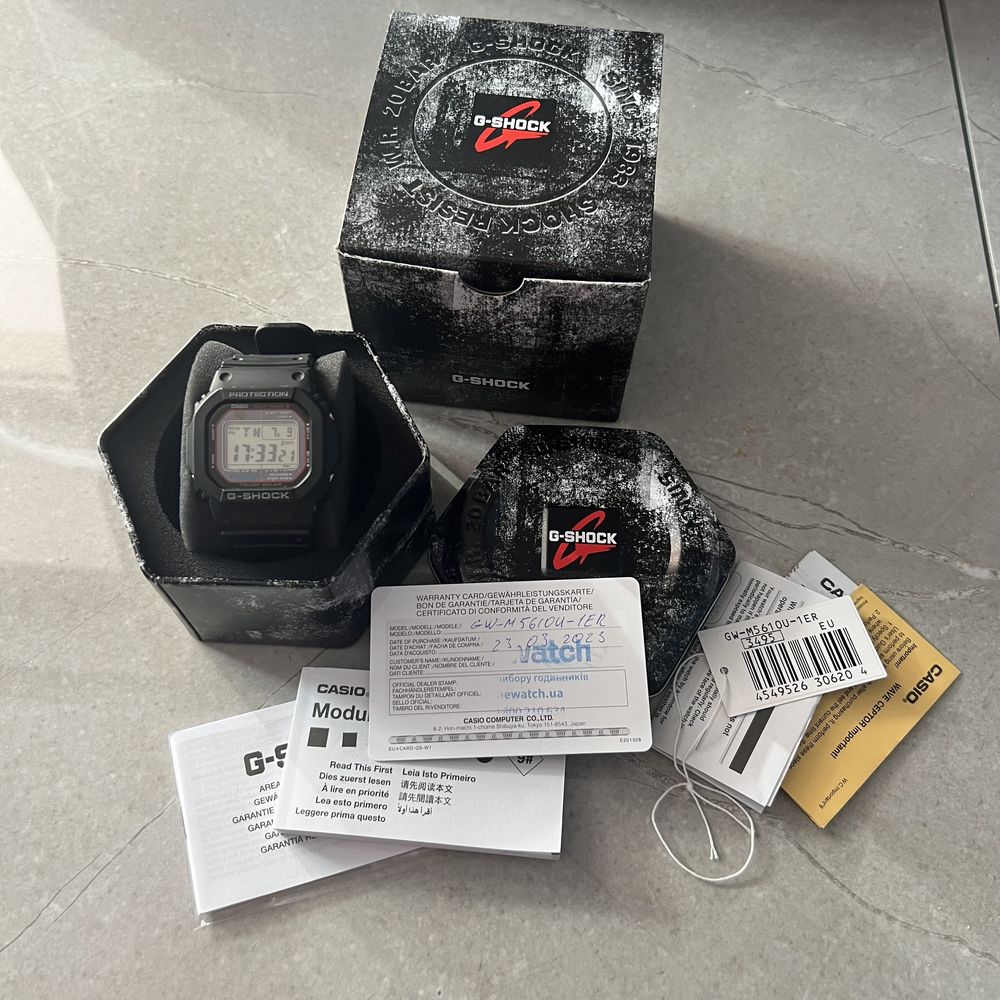 Годинник Casio G-Shock GW-M5610U-1ER Official (офіційний)