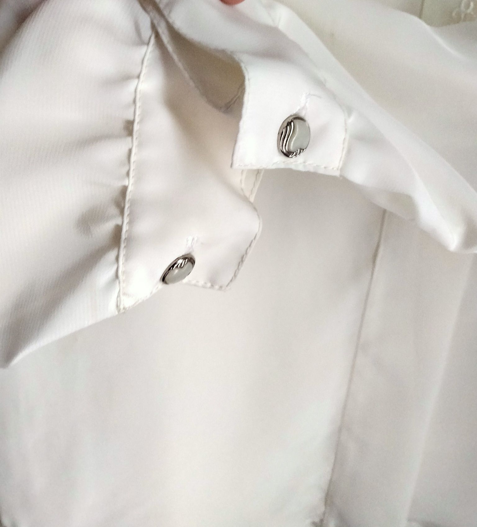 Camisa branca bordada