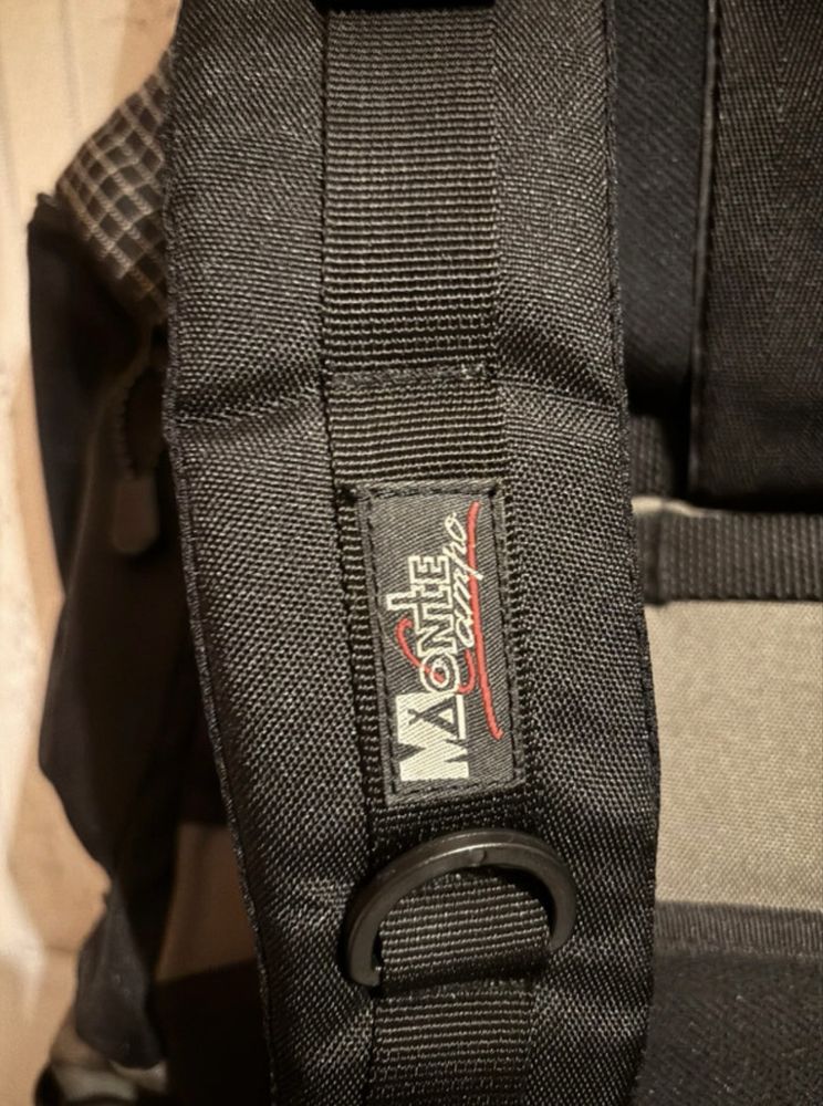 Mochila 40L Monte Campo