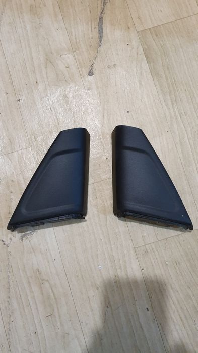 уголок на дверь BMW