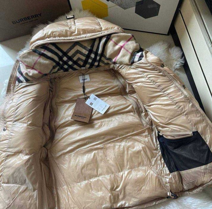 Куртка Burberry Beige Puffer / пуховик барберри бежевий зимовий