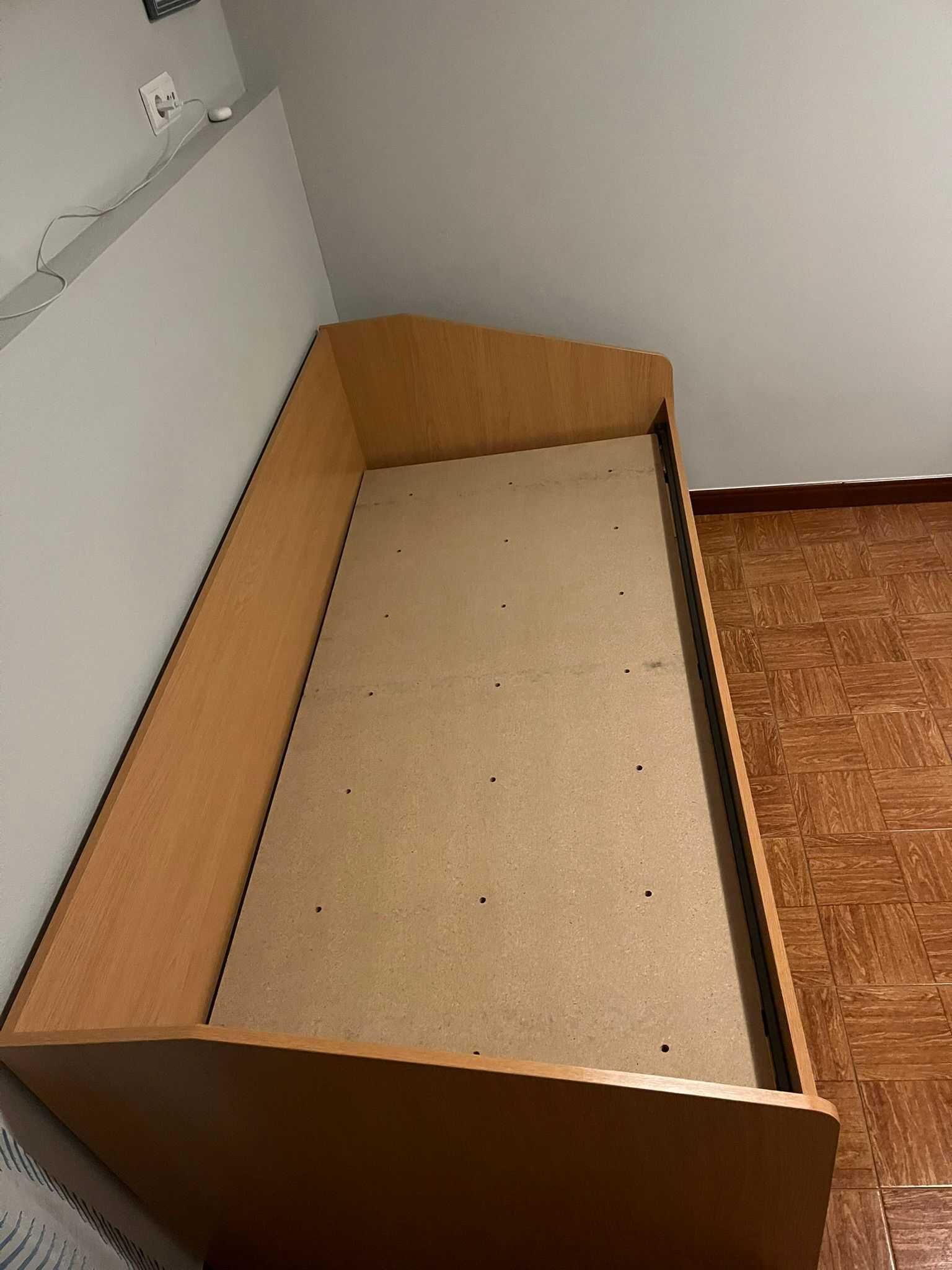 Cama solteiro com gavetao