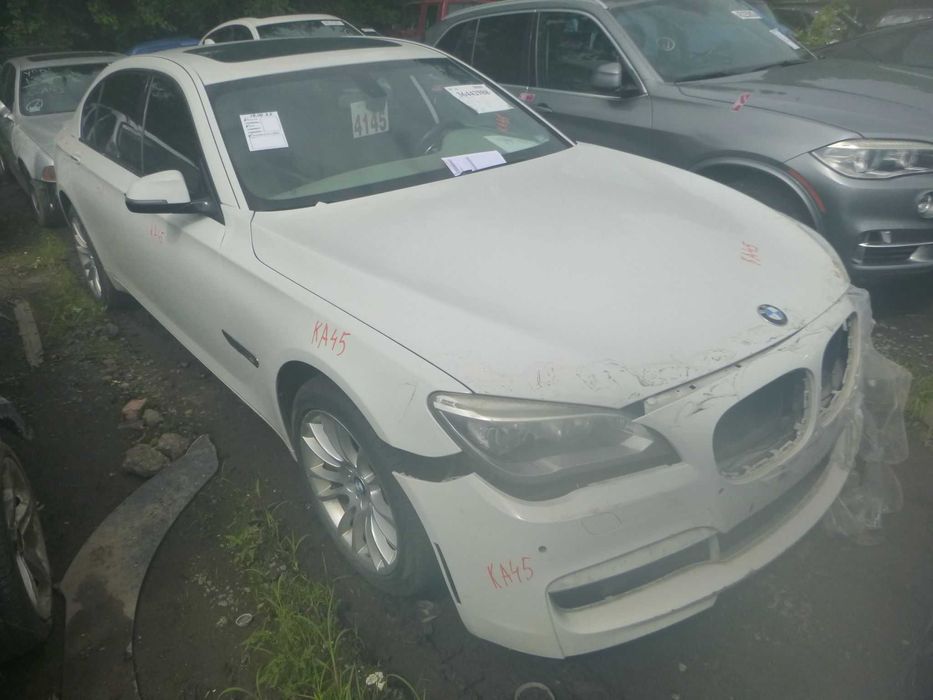 Бампер на BMW 7-серия F02 2008-2015 з США авторозбірка БМВ 7 Ф02