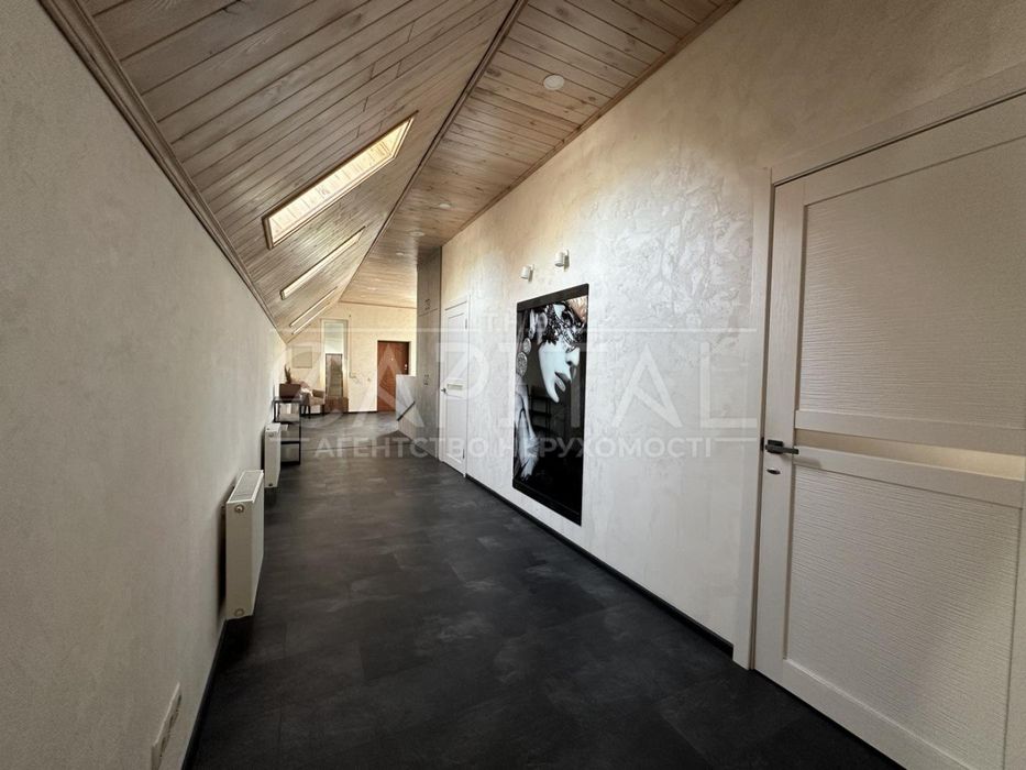 Продаж офісу, вул. Прирічна, Оболонь, Київ