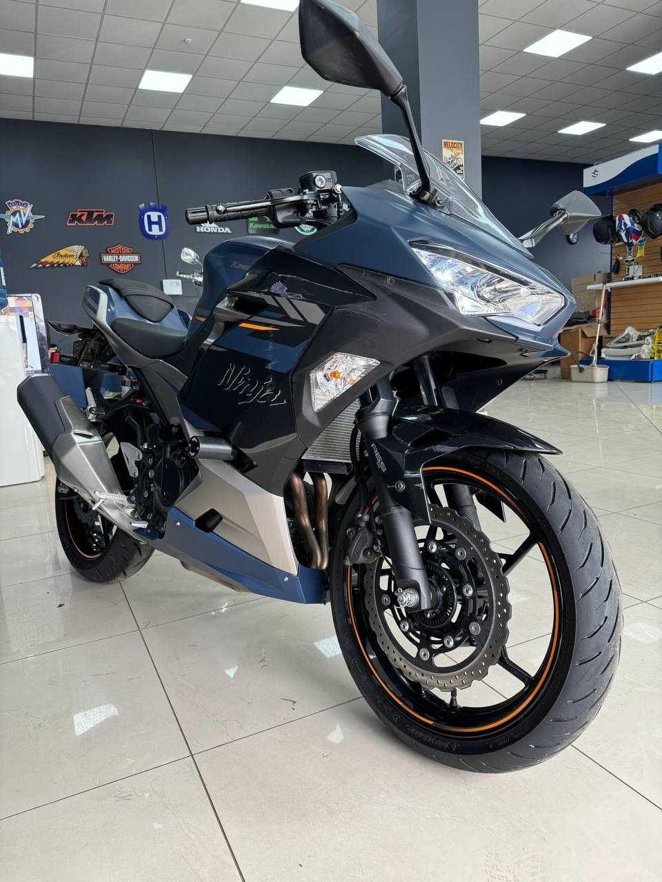 Kawasaki Ninja EX400