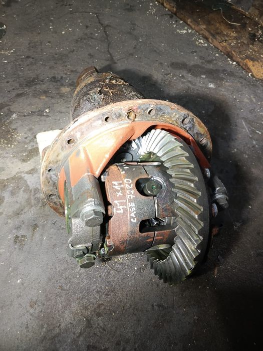 Atak  napędu Spicer Case Magnum 7220/ 11-41 z
