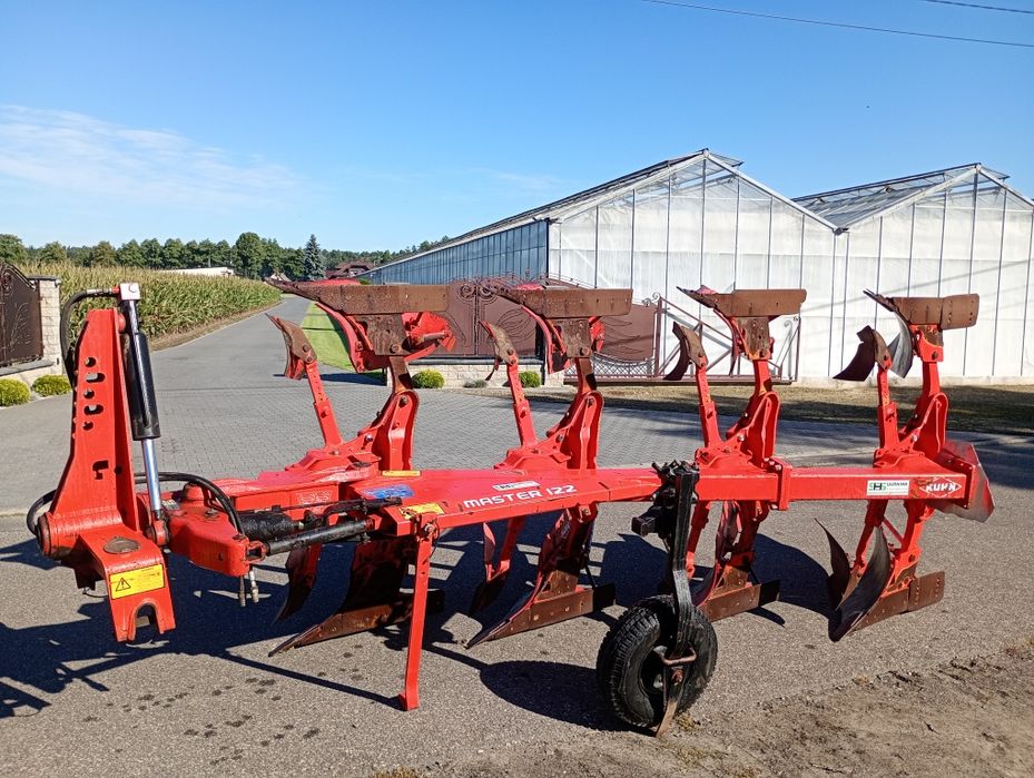 Kuhn master 122 4 skibowy