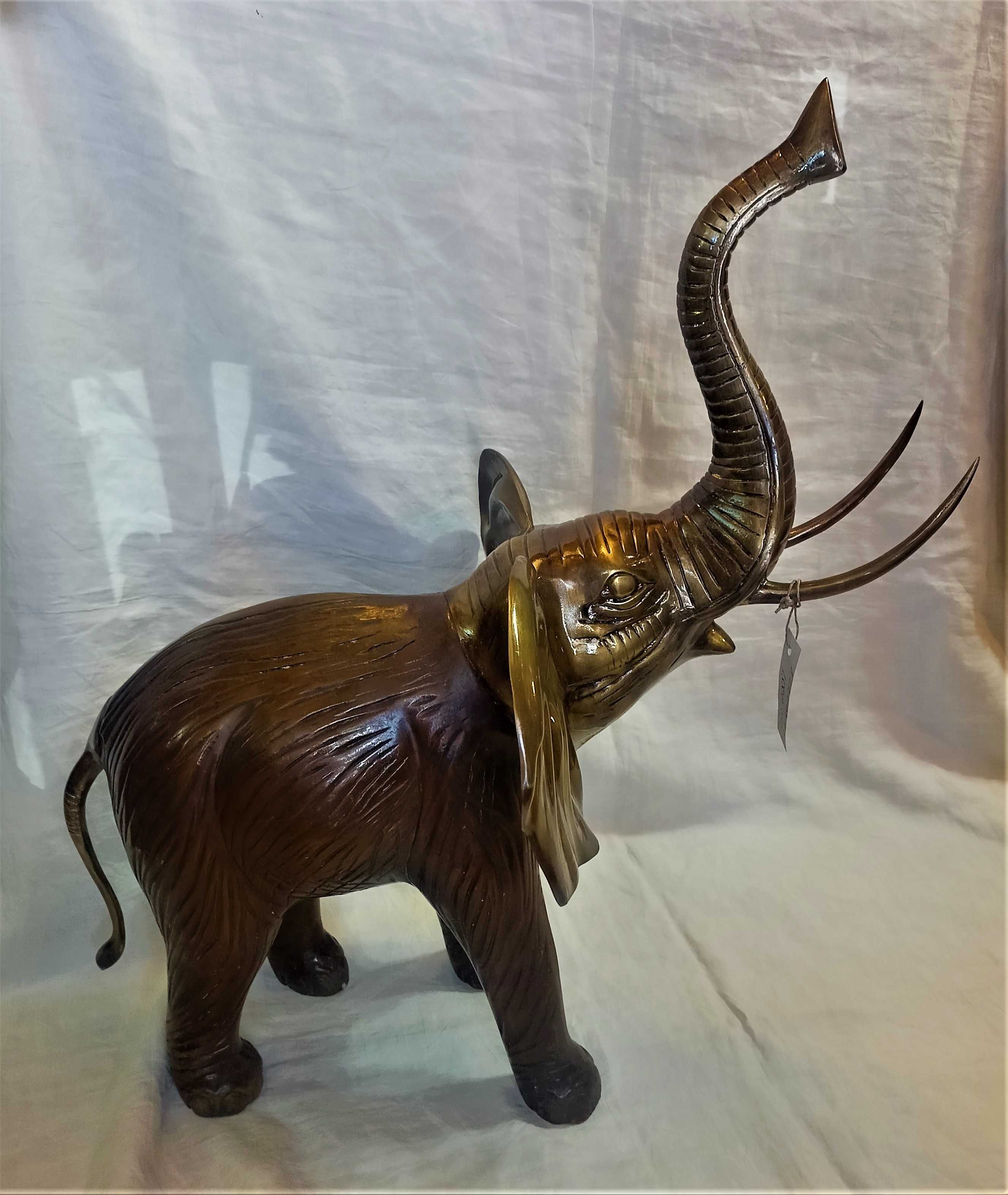 Figura Elefante Grande Dimensão