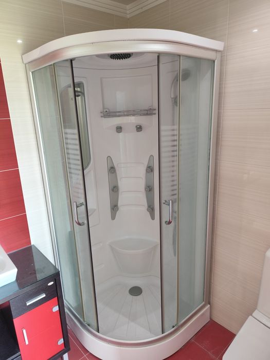 Kit casa de banho: Sanitário completo,cabine duche,e pia com armário