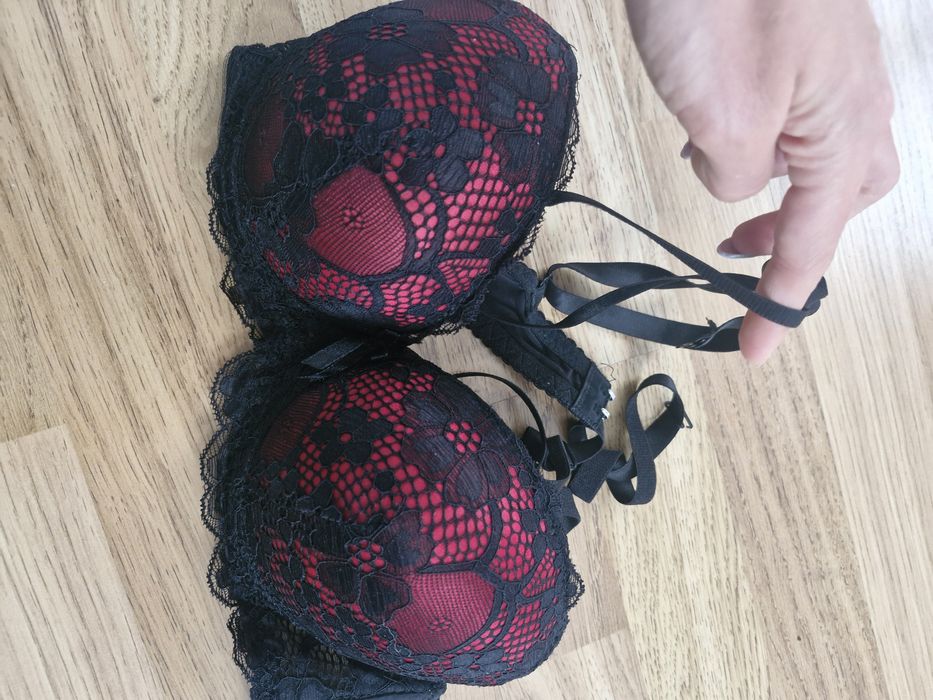 Komplet biustonoszy różne wzory push up ponad 40 sztuk