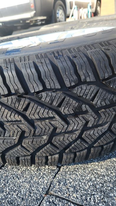 Koła zimowe mitsubishi pajero 265/60/18 l200 i inne   6x139,7
