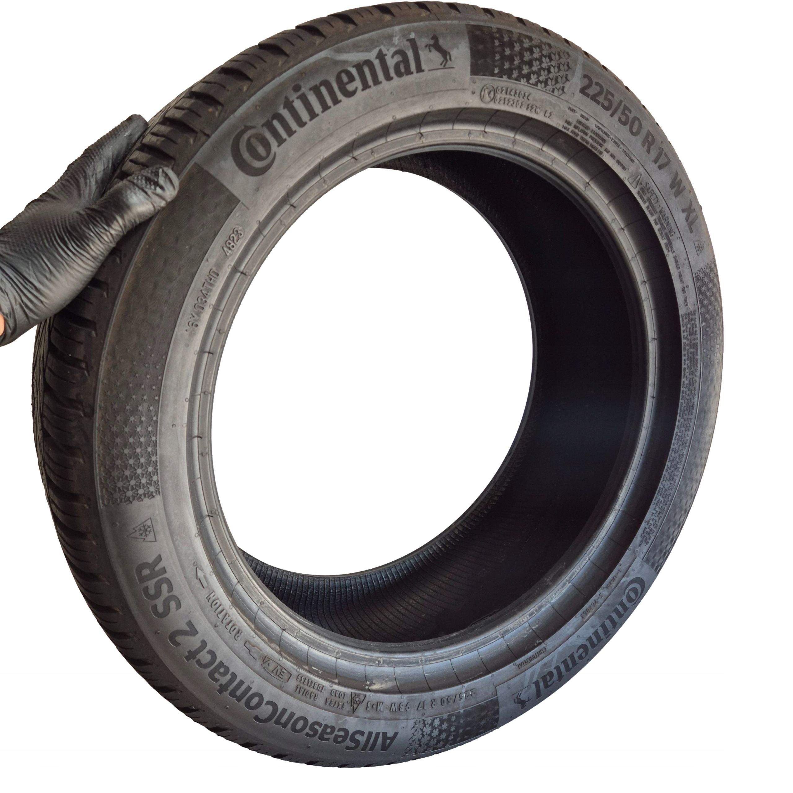 Continental allseasoncontact 2 225/50 R17 98W run flat 7mm 2023