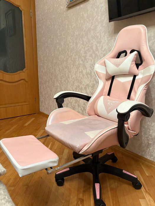 Геймерське крісло в ідеальному стані