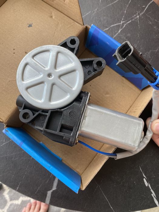 Моторедуктор склопідйомника ВАЗ