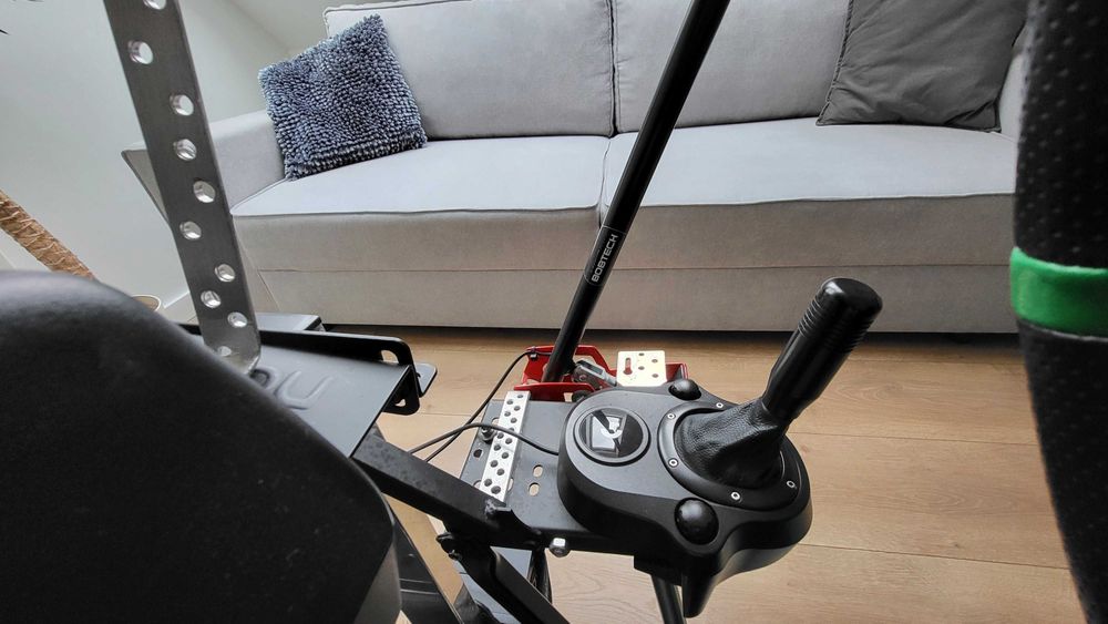 Sim racing kierownica stanowisko