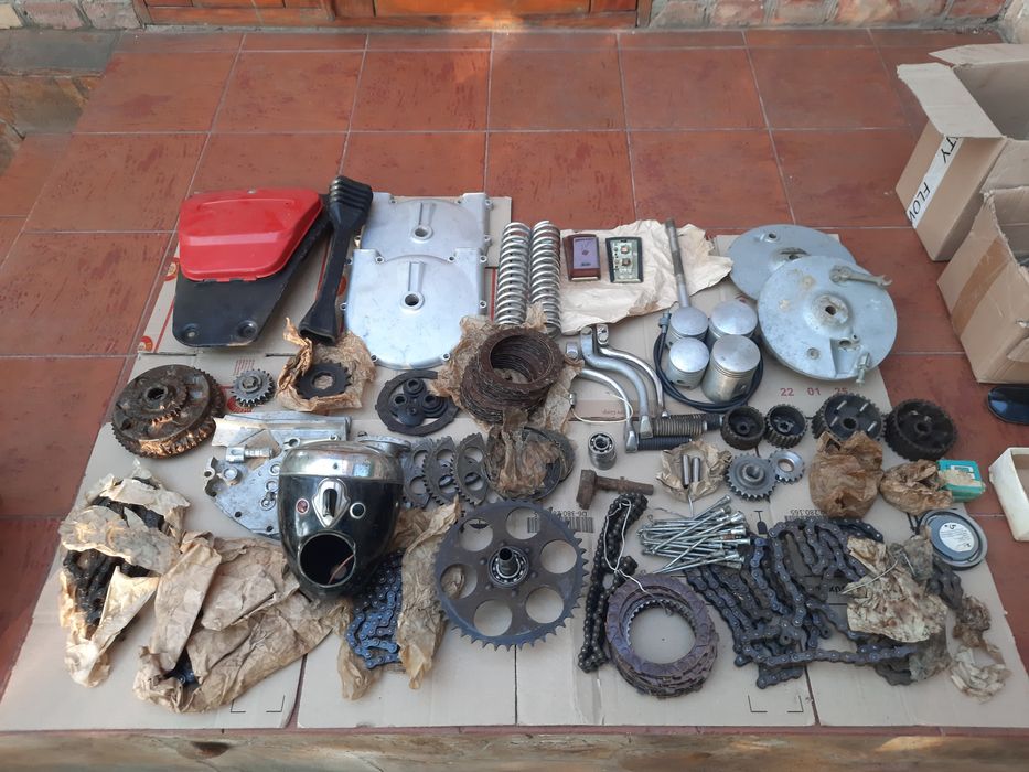 Поршень Иж 56/Иж Планета/Юпитер

Комплектність та наявні