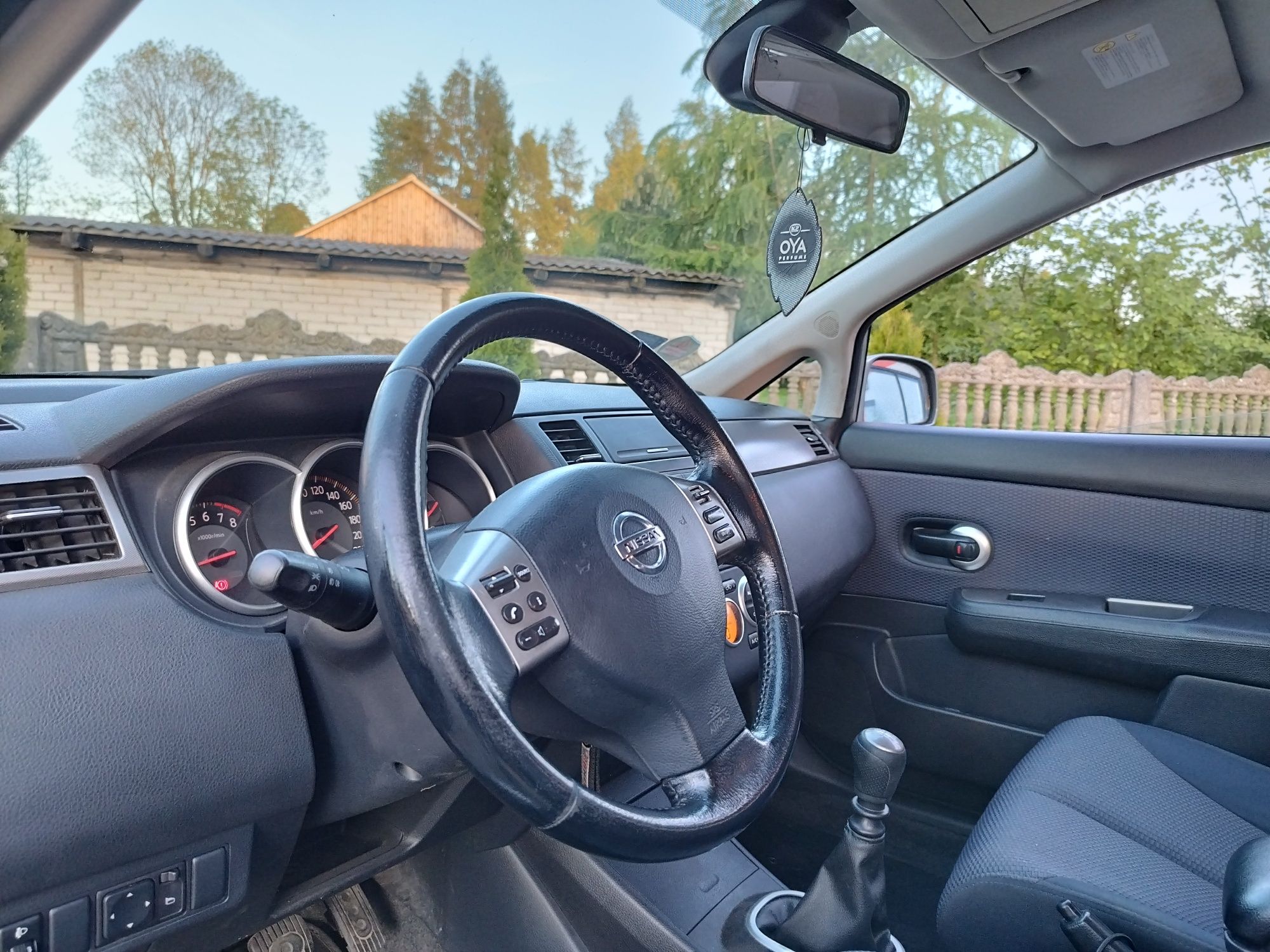 Nissan Tiida 1.8 Pb 128 Km Piękny Stan Climatronic Bluetooth Tempomat