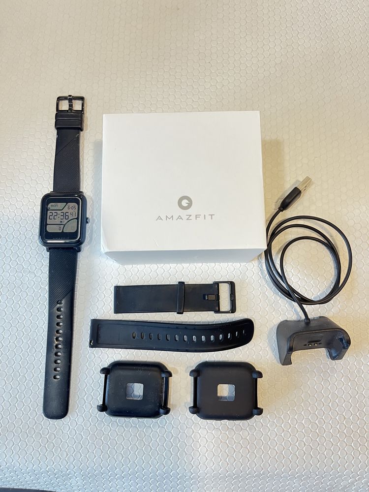 Smartwatch Amazfit Bip.         .