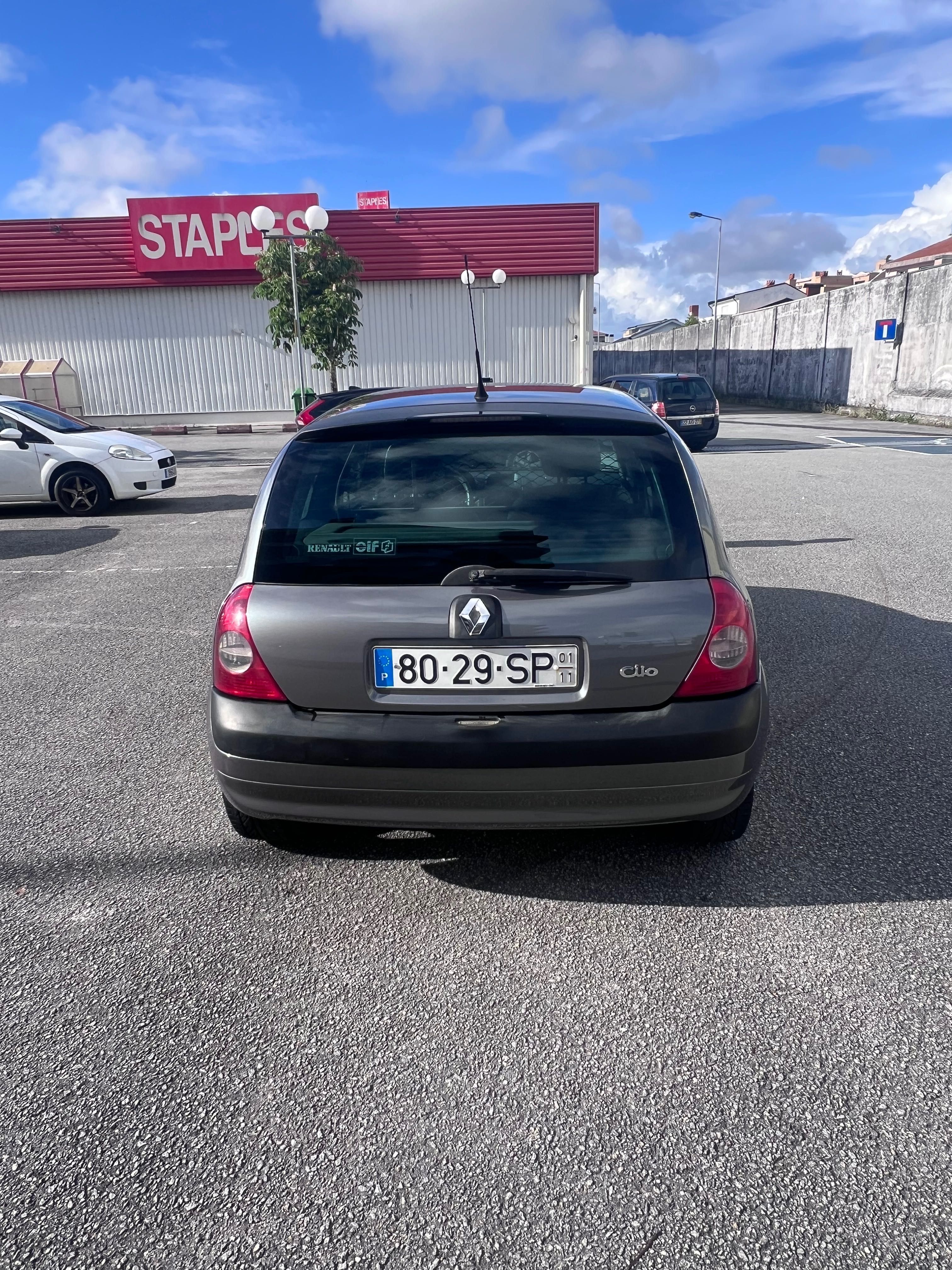 Renault Glio comercial