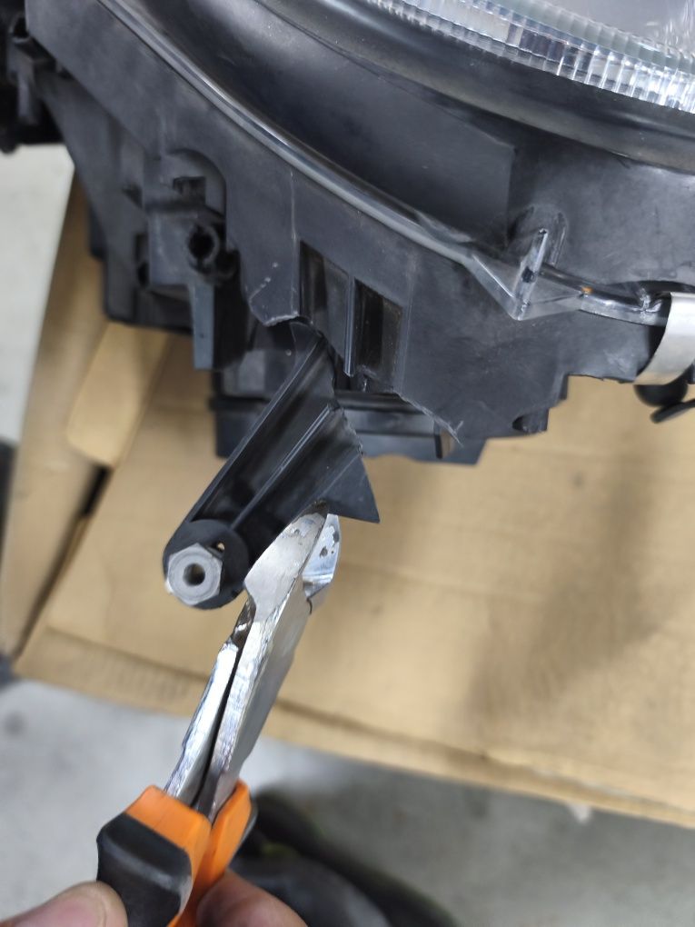 Farol w211 xenon, ler descrição