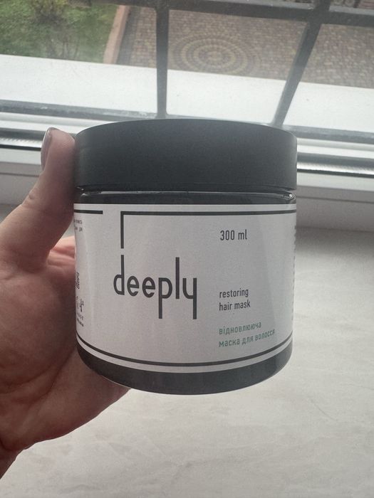 Маска для волосся відновлююча deeply