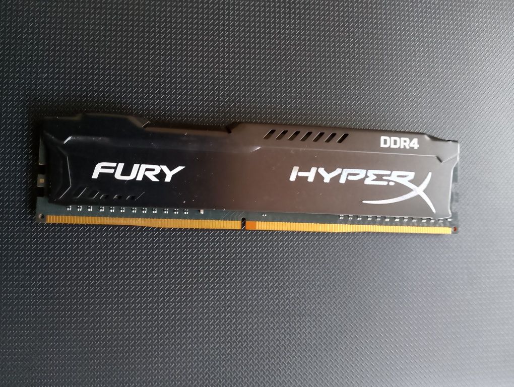 Fury HyperX DDR 4 RAM HX424C15FB/4