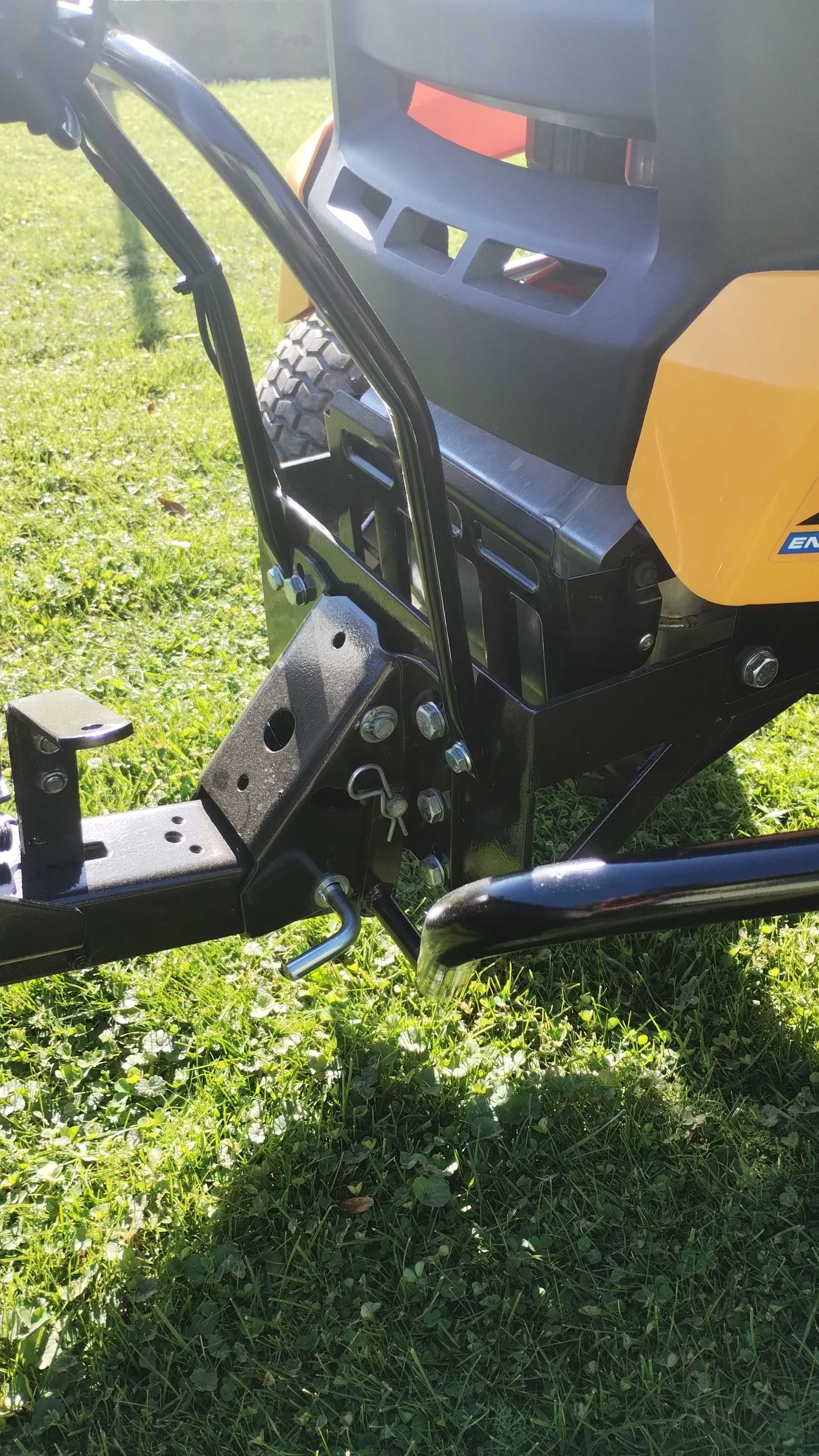 Pług do śniegu - traktorek Cub Cadet XT