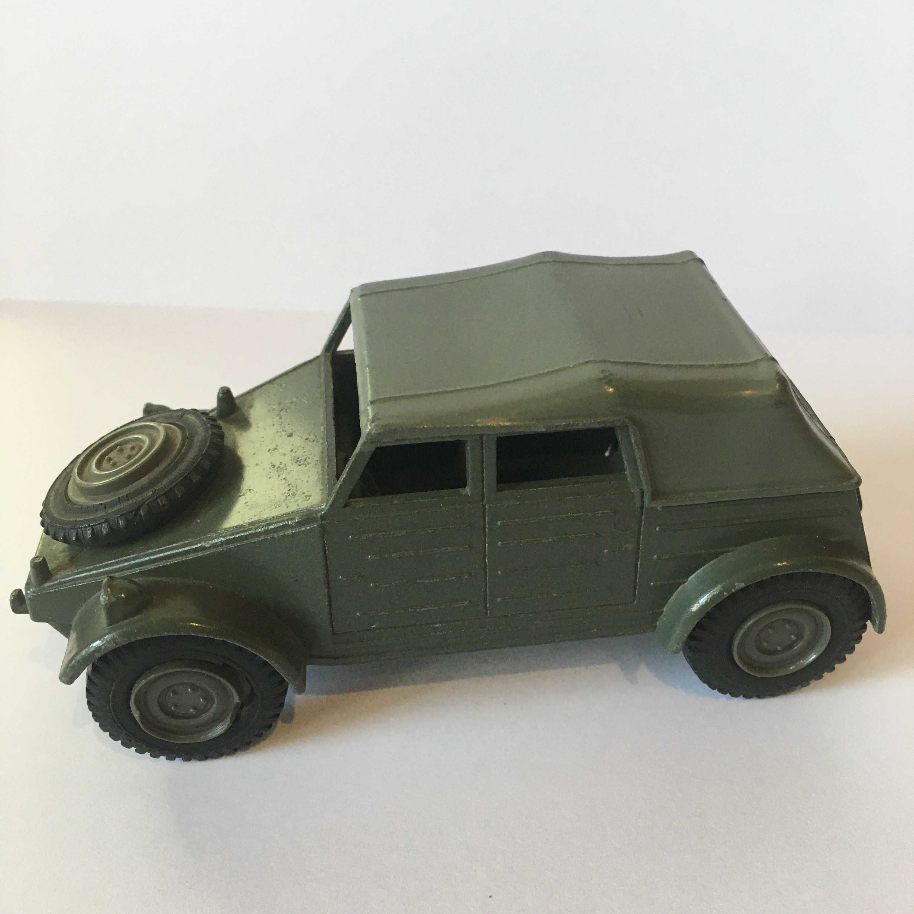 miniatura DINKY TOYS VOLKSWAGEN KDF