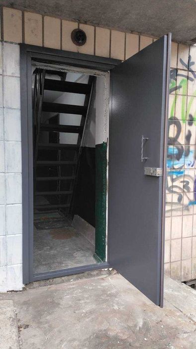 Металеві двері недорого