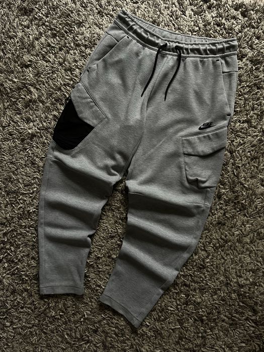 Спортивні штани Nike Tech Fleece