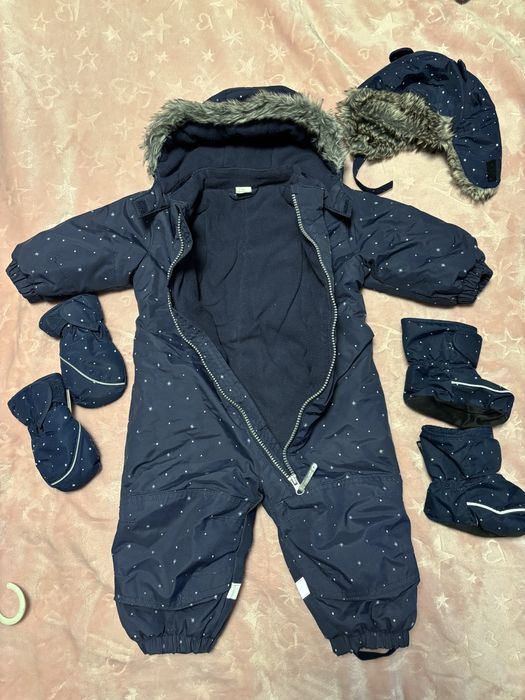 Зимовий комбинезон.