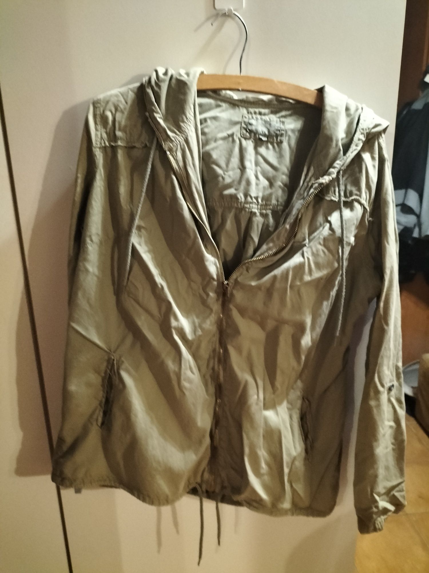 Kurtka lekka khaki XL