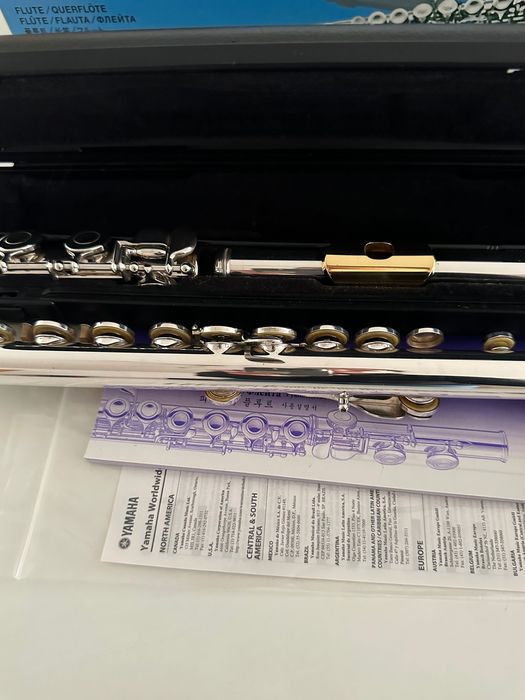 Flauta Transversal Yamaha Plutus