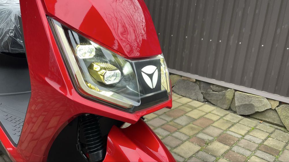 НОВИЙ Електросеутер YADEA T5 червоний електричний акамуляторний