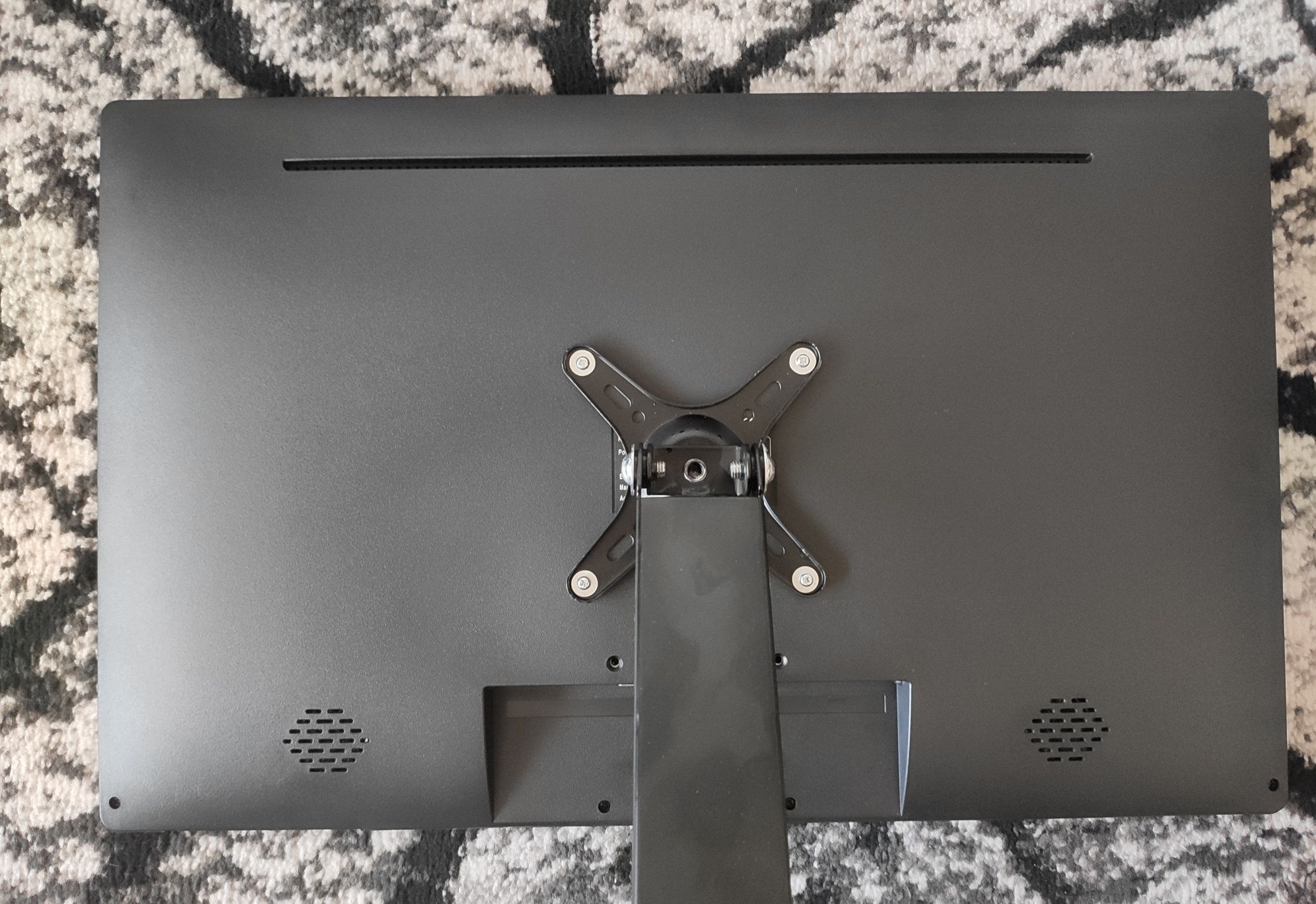 Monitor Tv z głośnikami  dotykowy