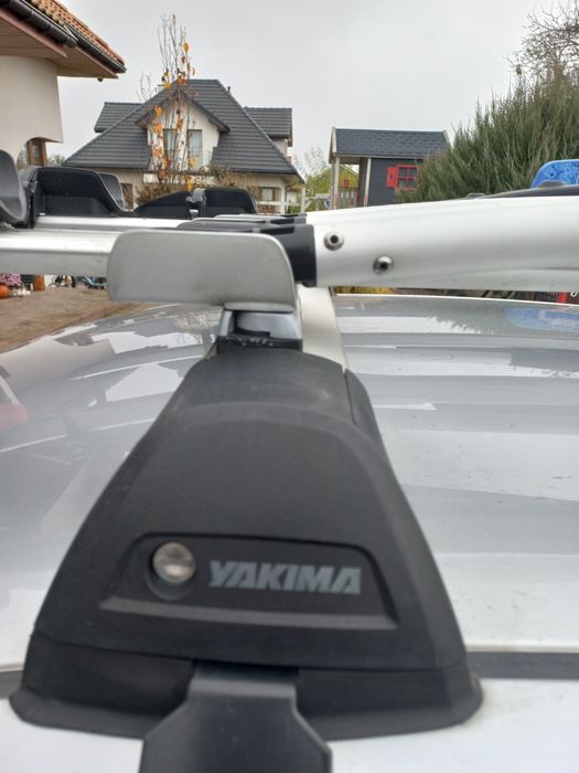 Bagaznik dachowy+uchwyty rowerowe+na narty Yakima /Whispbar/Thula
