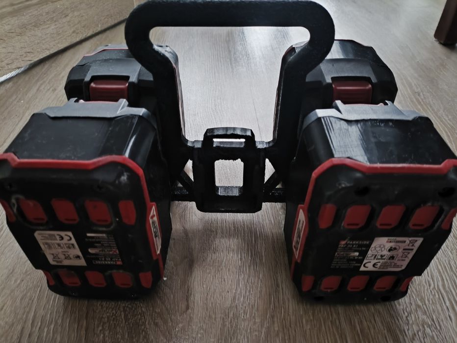 4 baterie Parkside x20v 18v 8.5Ah, uchwyt gratis