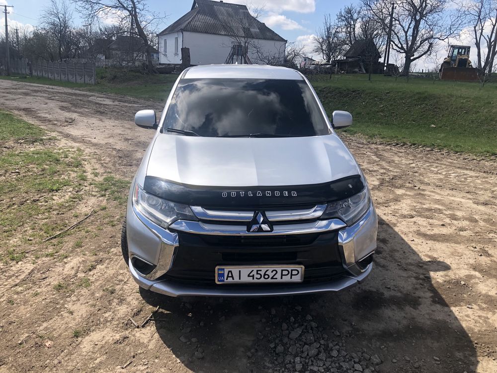 Продам MiTSUBISHI 2016 року