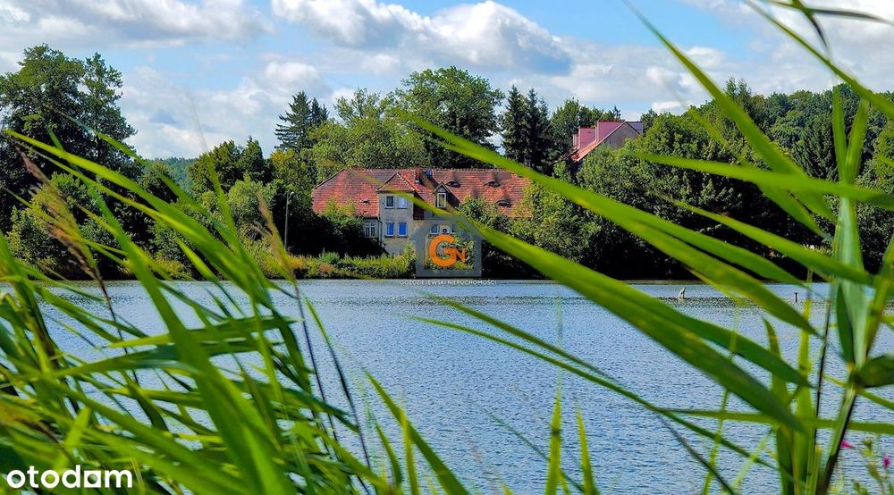 Sprzedam 2 pok klimatyzowane mieszkanie nad stawem + garaż